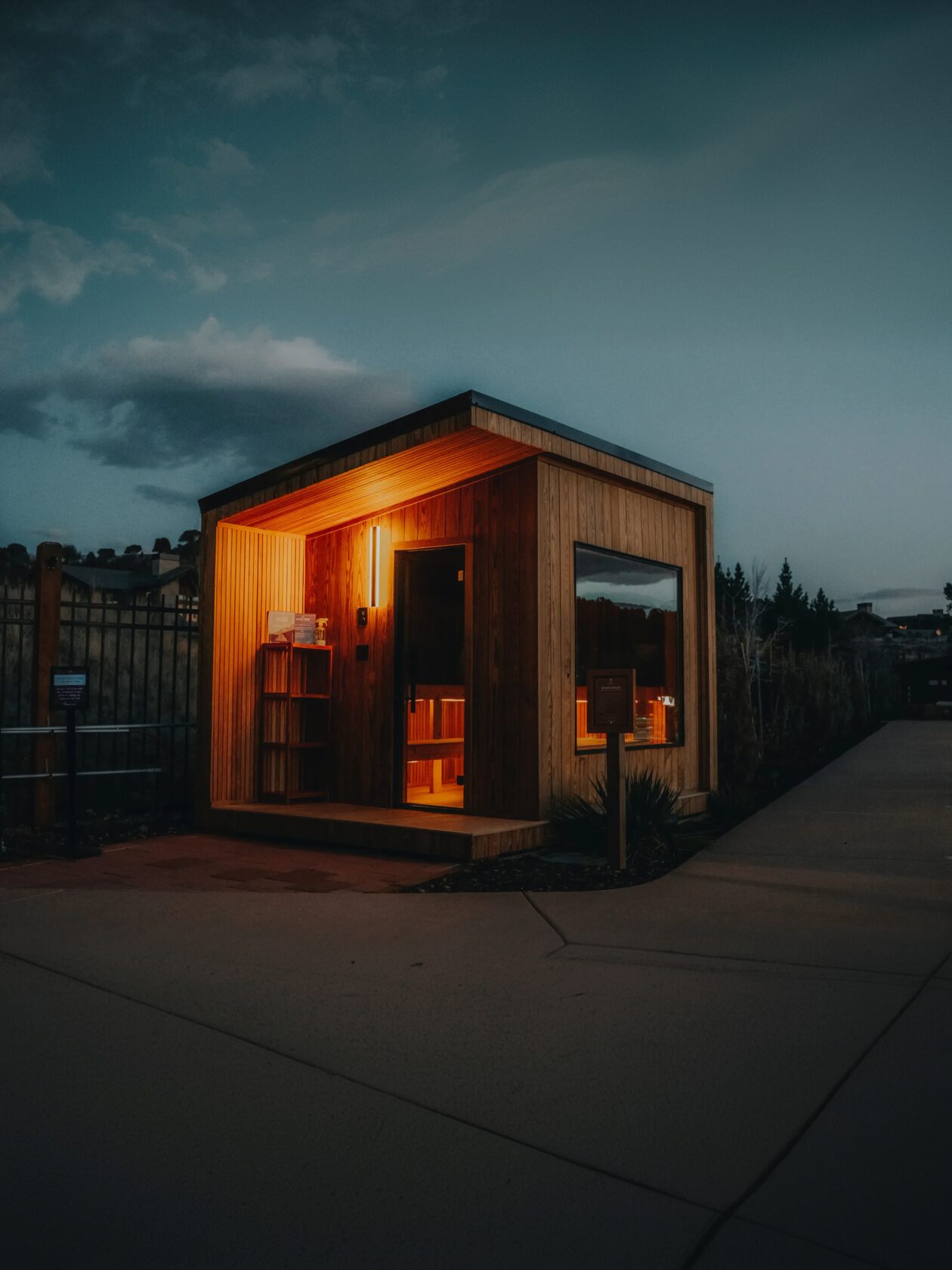 212 Designer sauna, New Primitive