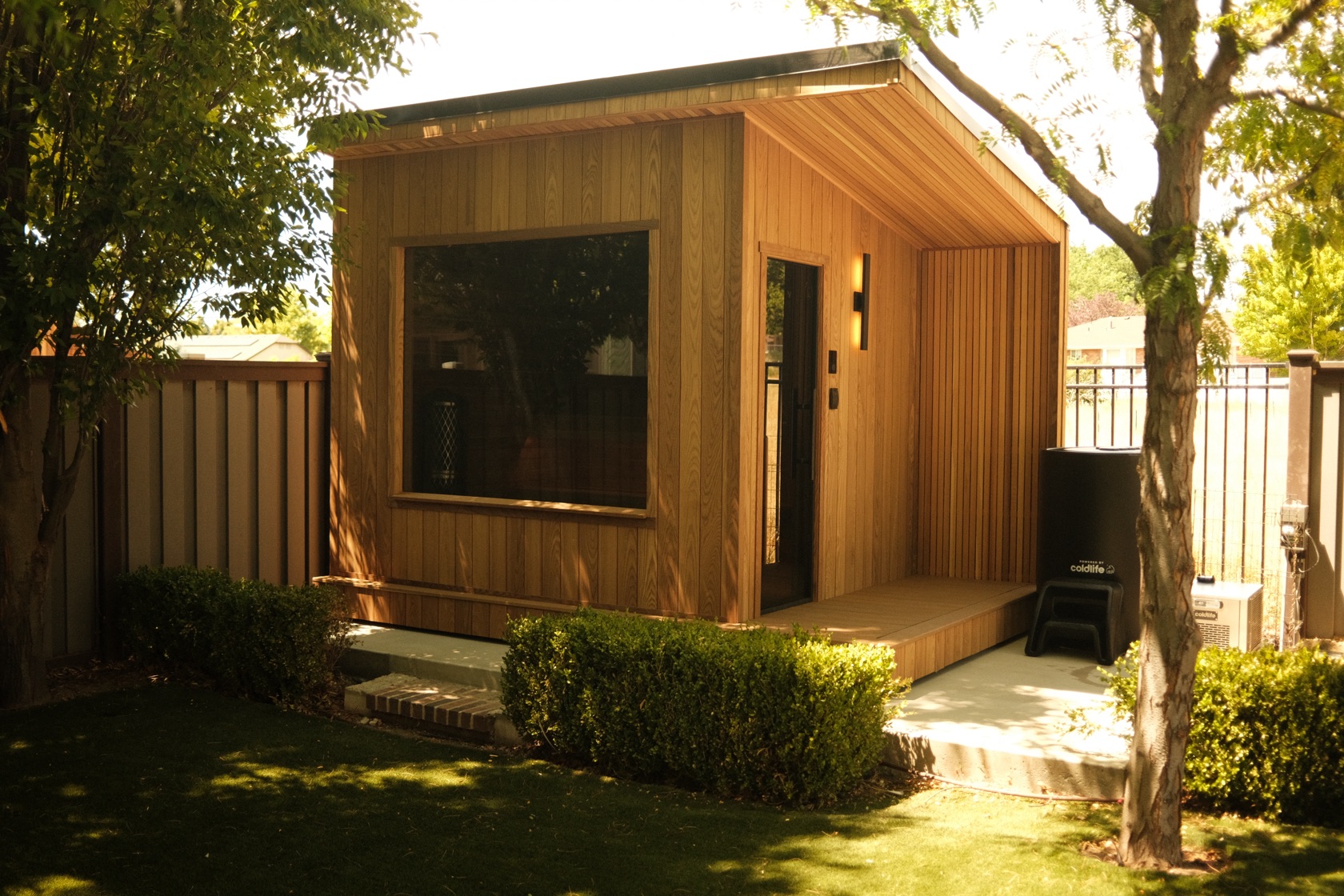 212 Designer sauna, New Primitive
