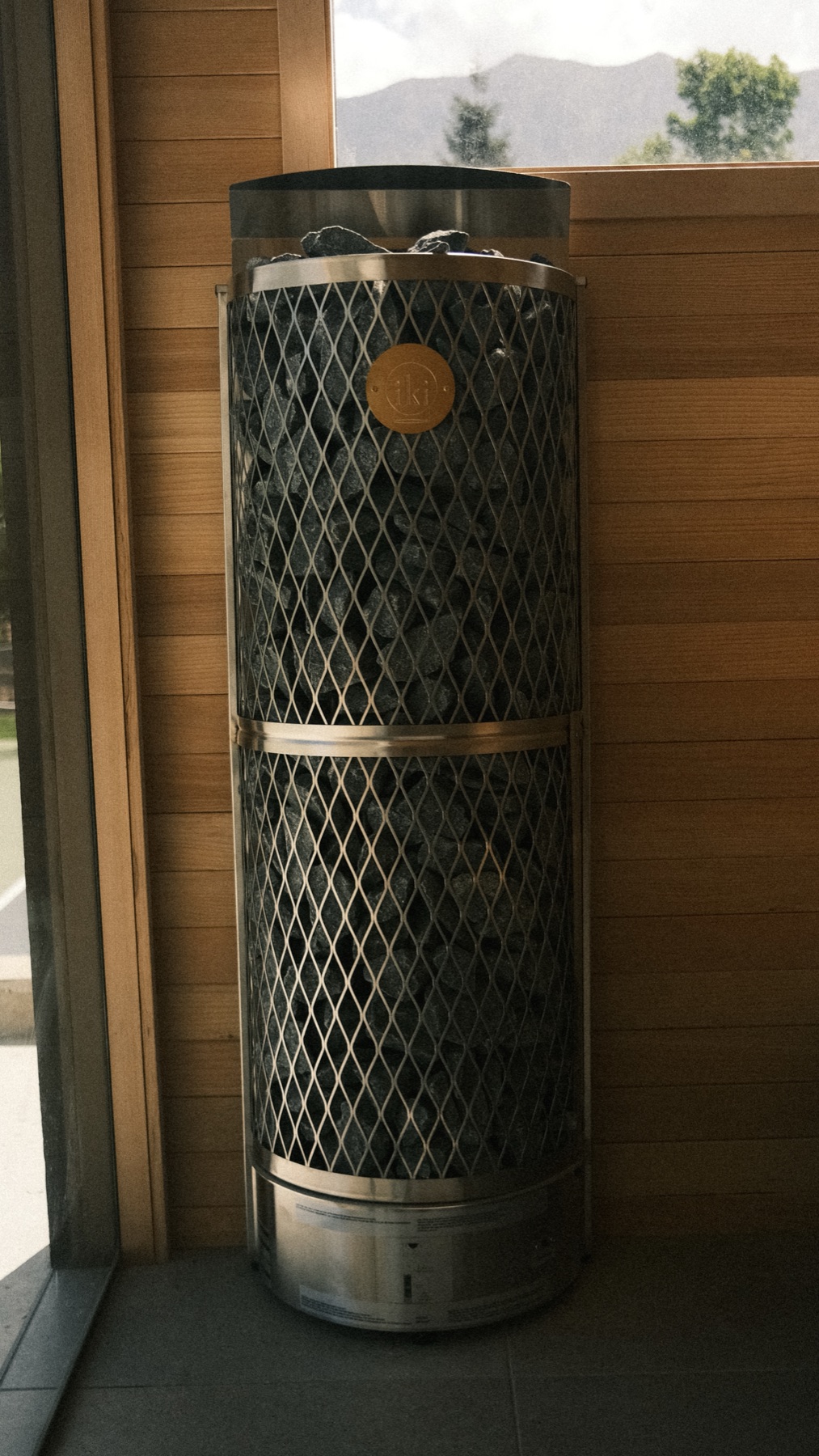 IKI 9kW Pillar heater