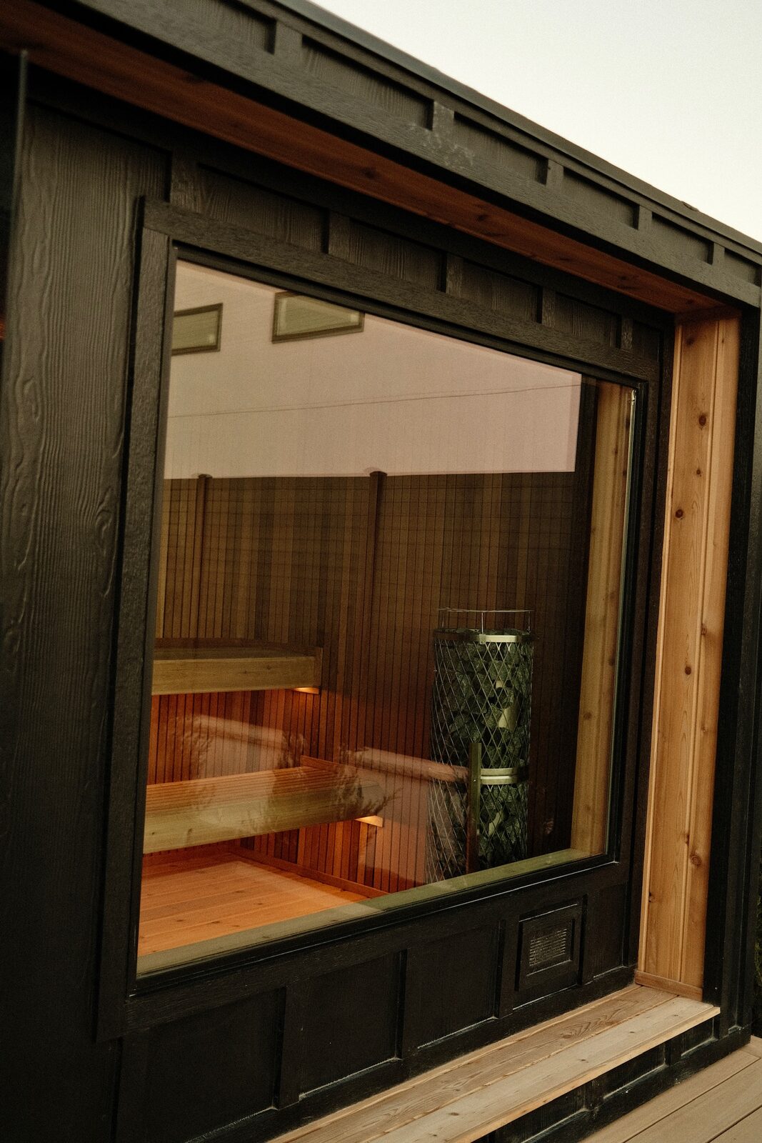 Thermal Suite Essential window with the IKI heater inside
