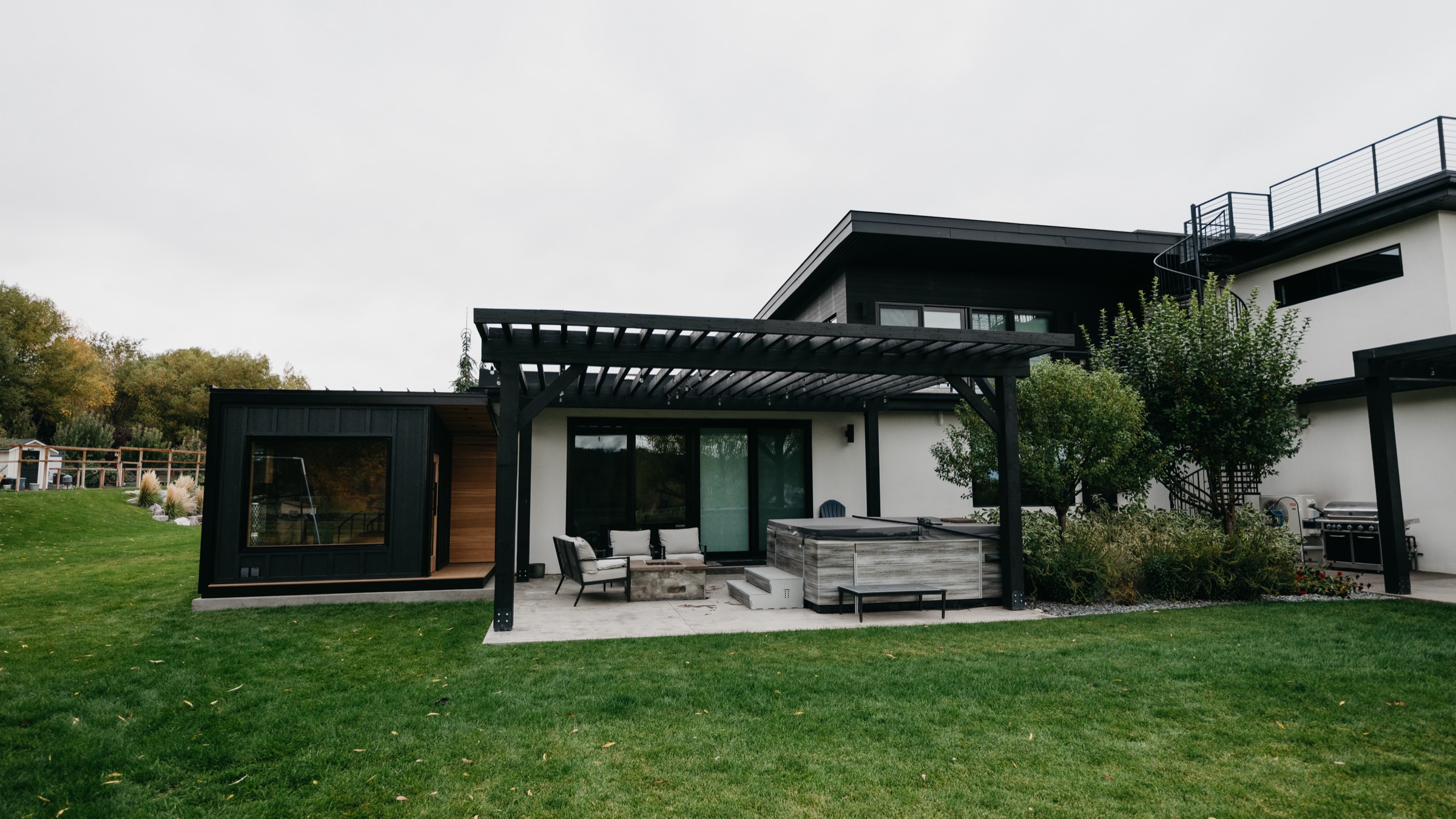 The finished 212 Designer in the backyard beside the patio
